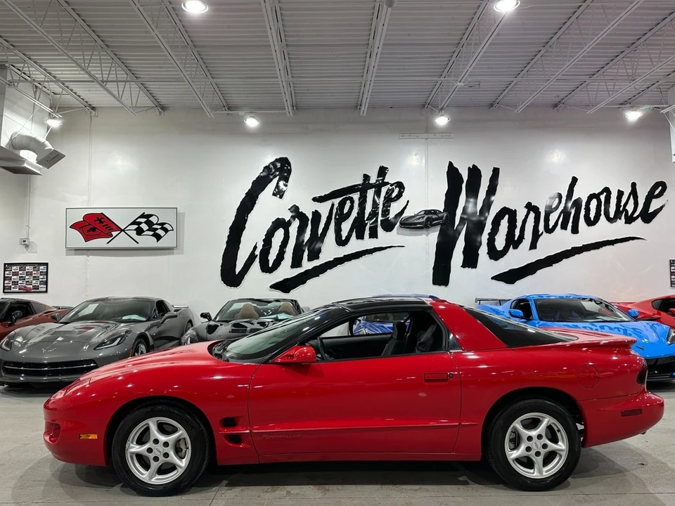 1998 Pontiac Firebird 4th Gen - Image 2 of 11