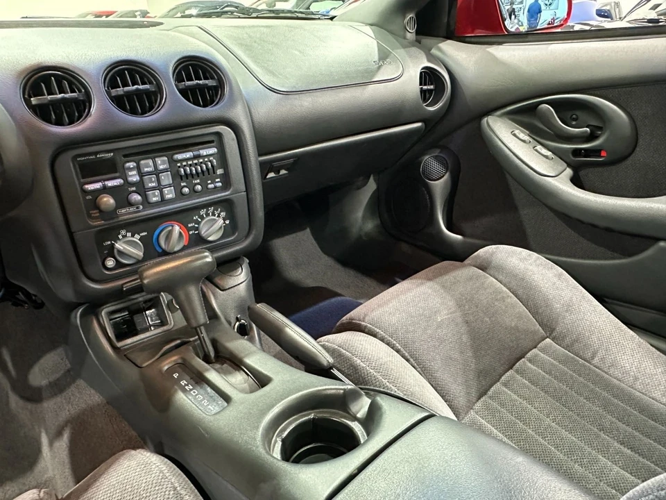 1998 Pontiac Firebird 4th Gen - Image 17 of 21