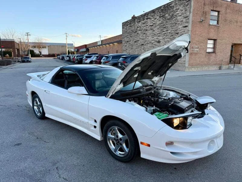 1998 Pontiac Firebird Formula 4th Gen - Image 11 of 31