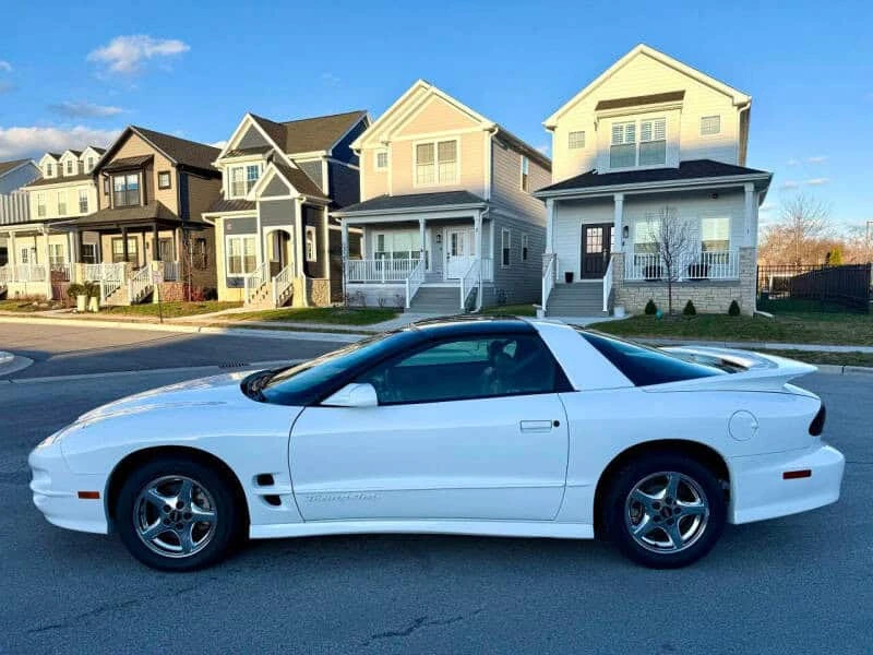 1998 Pontiac Firebird Formula 4th Gen - Image 12 of 31