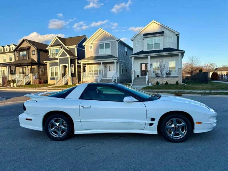 1998 Pontiac Firebird Formula 4th Gen - Image 13 of 31