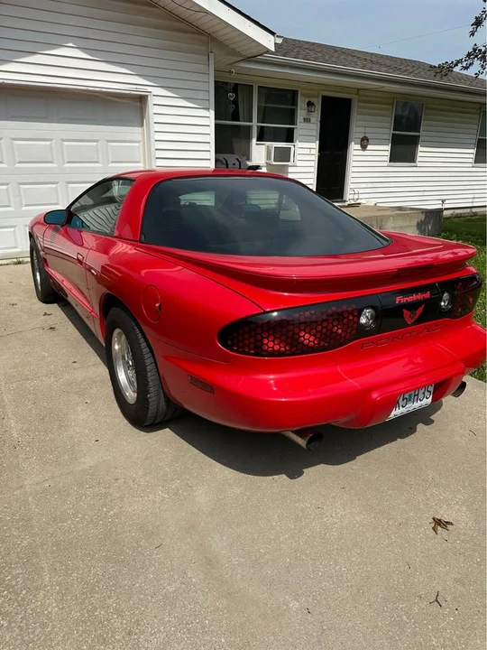 1998 Pontiac Firebird Formula 4th Gen - Image 4 of 7