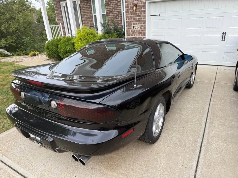1998 Pontiac Firebird Formula 4th Gen - Image 4 of 12