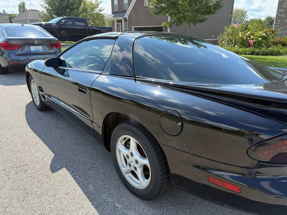 1998 Pontiac Firebird Formula 4th Gen - Image 11 of 12