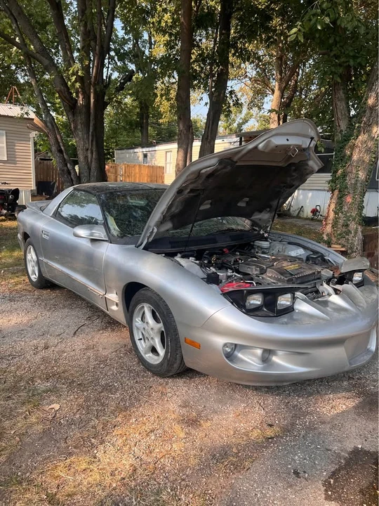 1998 Pontiac Firebird Formula 4th Gen - Image 2 of 11