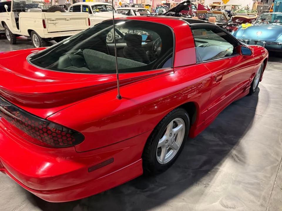1998 Pontiac Firebird 4th Gen - Image 6 of 18