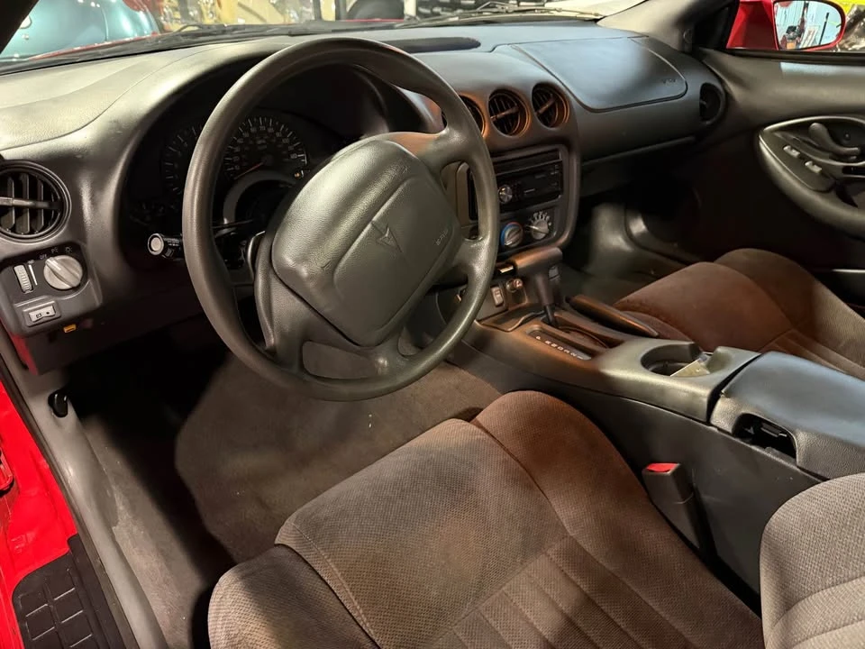 1998 Pontiac Firebird 4th Gen - Image 11 of 18