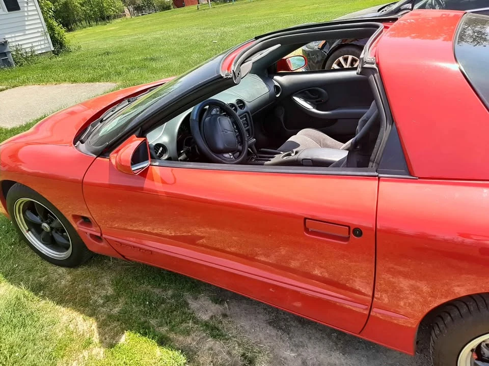 1998 Pontiac Firebird 4th Gen - Image 10 of 11