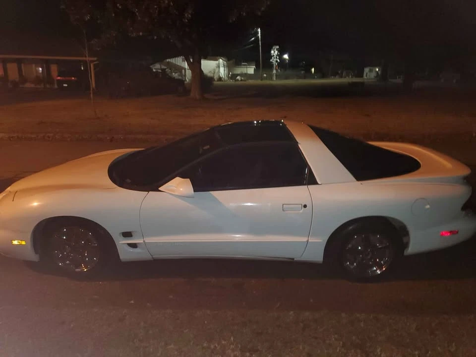 1998 Pontiac Firebird 4th Gen - Image 3 of 4
