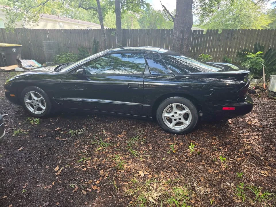 1998 Pontiac Firebird 4th Gen - Image 2 of 11