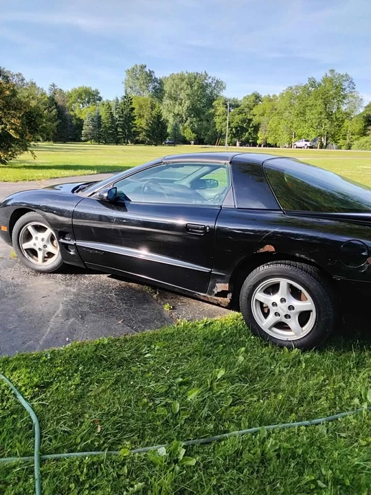 1998 Pontiac Firebird 4th Gen - Image 4 of 4