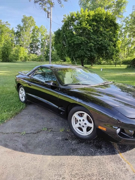 1998 Pontiac Firebird 4th Gen - Image 3 of 4