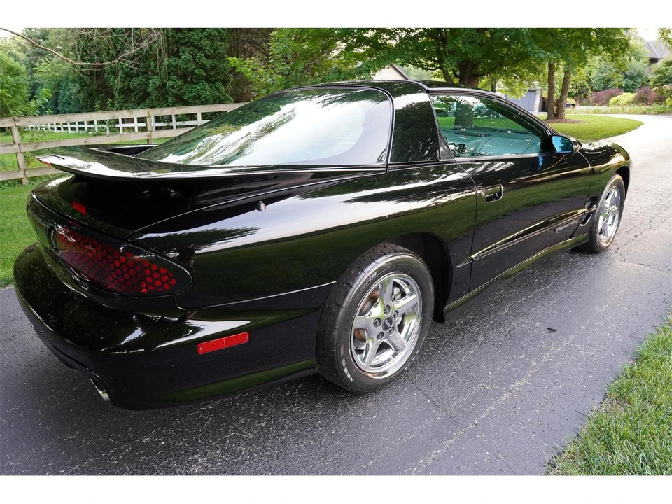 1998 Pontiac Firebird Trans Am 4th Gen - Image 4 of 16