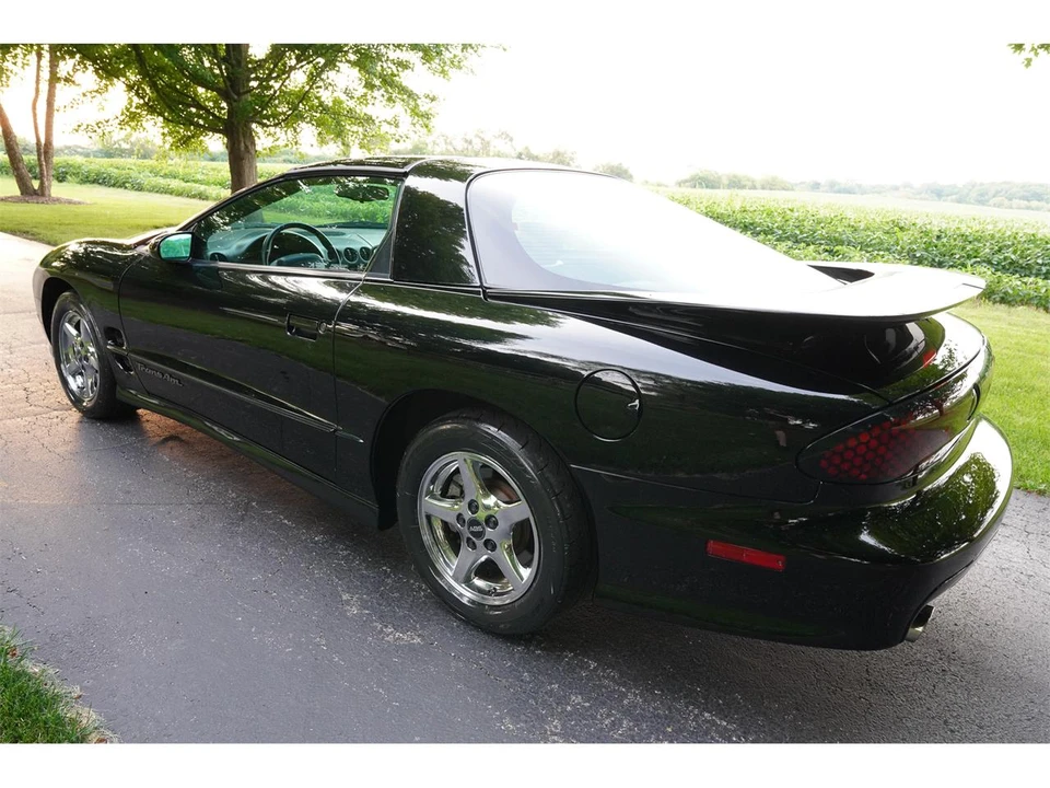 1998 Pontiac Firebird Trans Am 4th Gen - Image 6 of 16