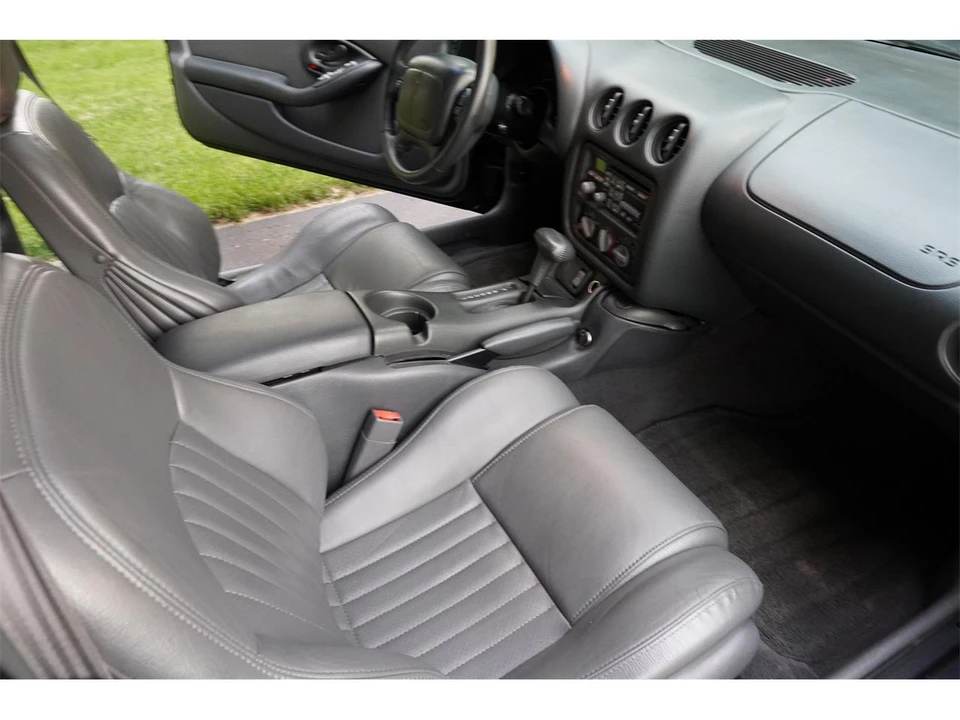 1998 Pontiac Firebird Trans Am 4th Gen - Image 11 of 16