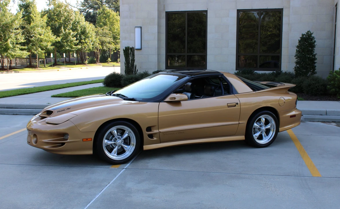 1998 Pontiac Firebird Trans Am 4th Gen - Image 18 of 31