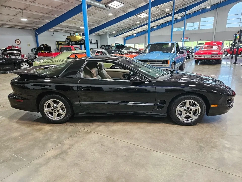 1998 Pontiac Firebird Trans Am 4th Gen - Image 2 of 17