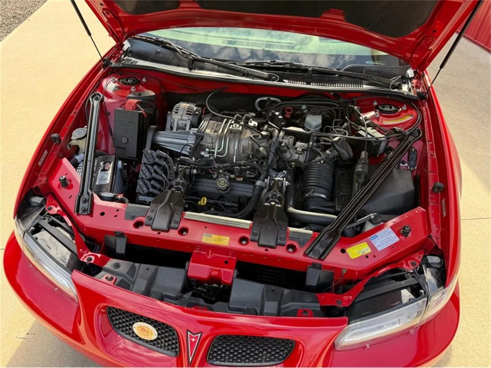 1998 Pontiac Grand Prix 3rd+ Gen - Image 22 of 31