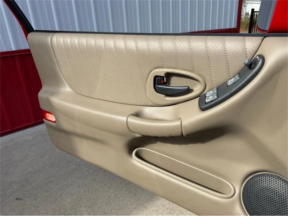 1998 Pontiac Grand Prix 3rd+ Gen - Image 11 of 31