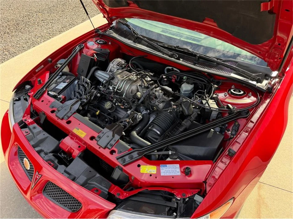 1998 Pontiac Grand Prix 3rd+ Gen - Image 20 of 31
