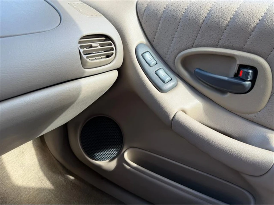 1998 Pontiac Grand Prix 3rd+ Gen - Image 12 of 31