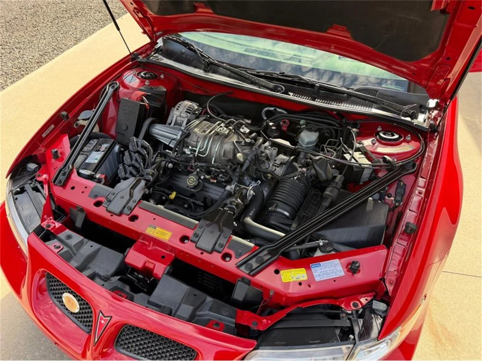 1998 Pontiac Grand Prix 3rd+ Gen - Image 21 of 31