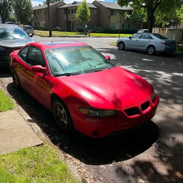 1998 Pontiac Grand Prix GTP Sedan 4D