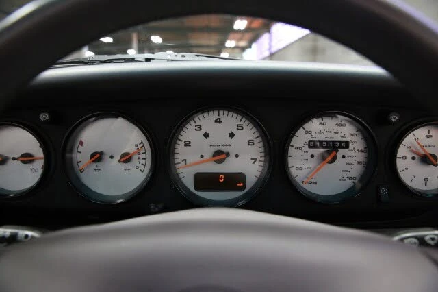 1998 Porsche 993 Carrera - Image 26 of 31