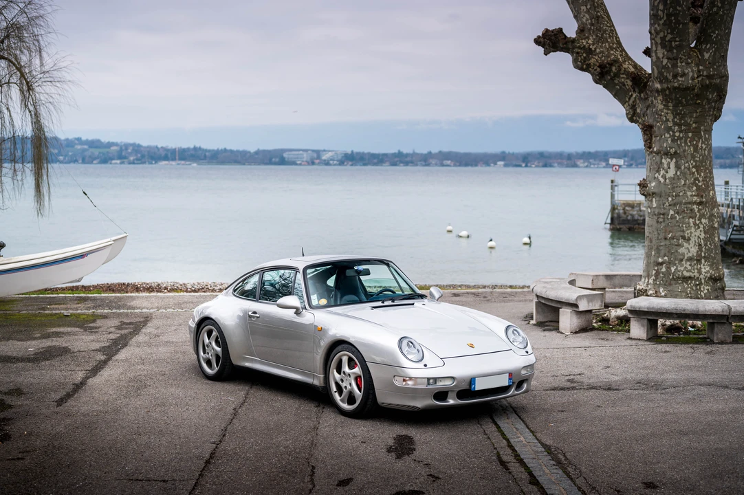 1998 Porsche 993 Carrera 4S - Image 11 of 31