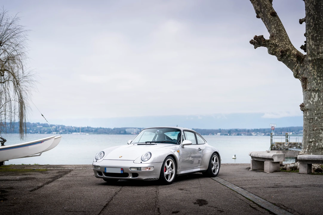 1998 Porsche 993 Carrera 4S - Image 9 of 31