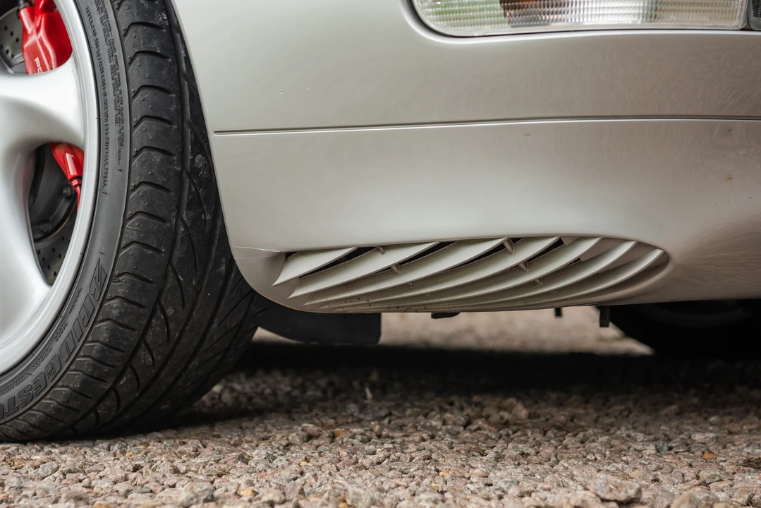 1998 Porsche 993 Carrera 4S - Image 27 of 31