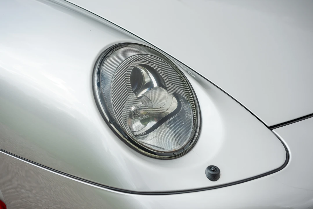 1998 Porsche 993 Carrera 4S - Image 28 of 31