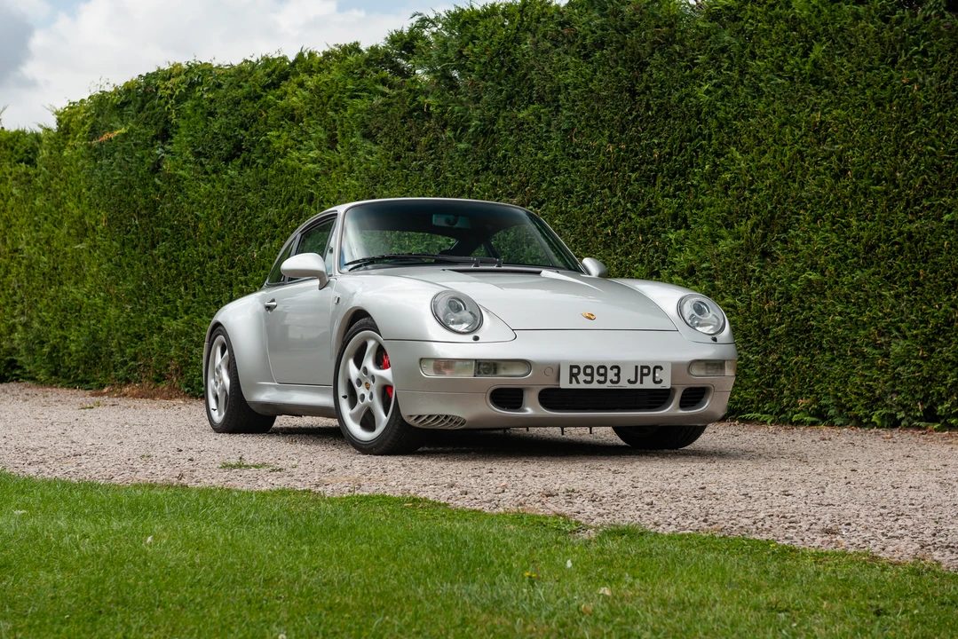 1998 Porsche 993 Carrera 4S - Image 9 of 31