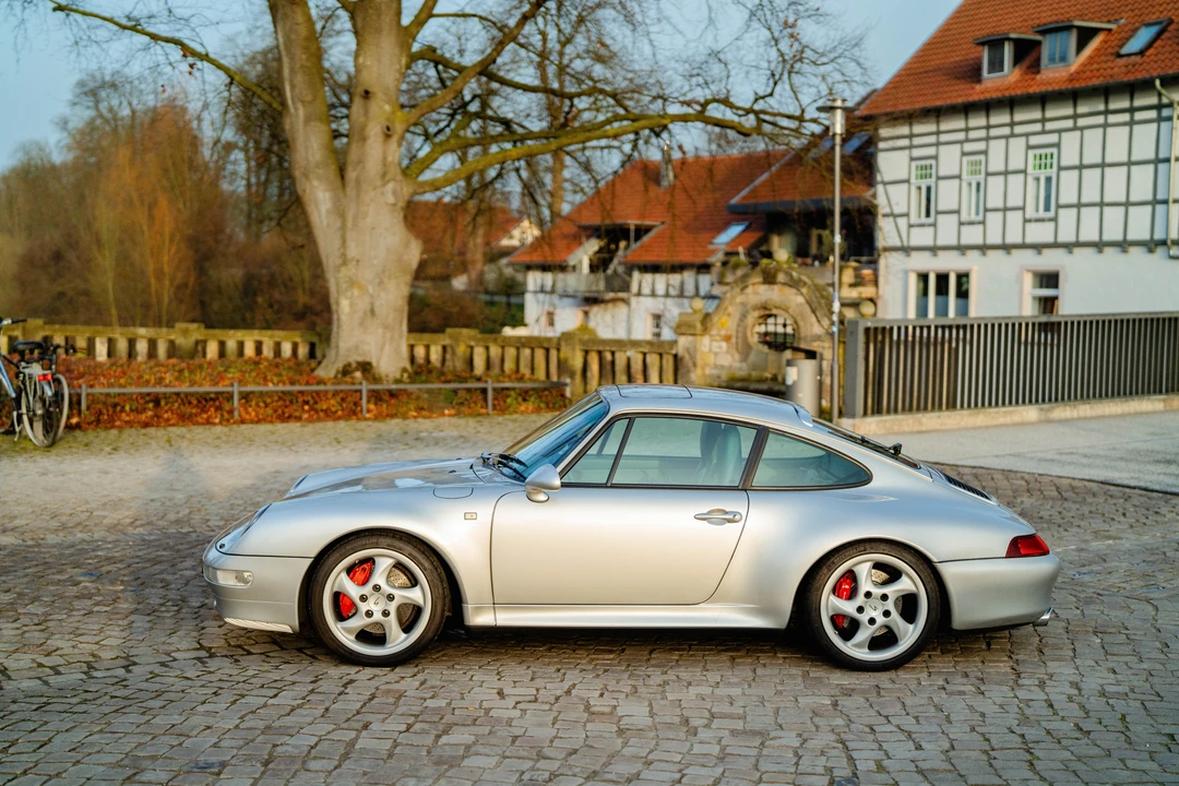 1998 Porsche 993 Carrera 4S - Image 10 of 21