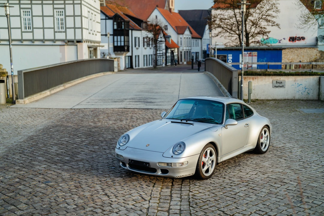 1998 Porsche 993 Carrera 4S - Image 20 of 21
