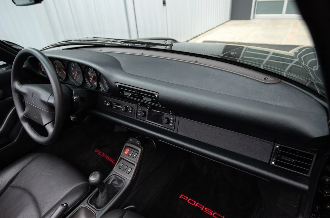 1998 Porsche 993 Carrera - Image 19 of 31
