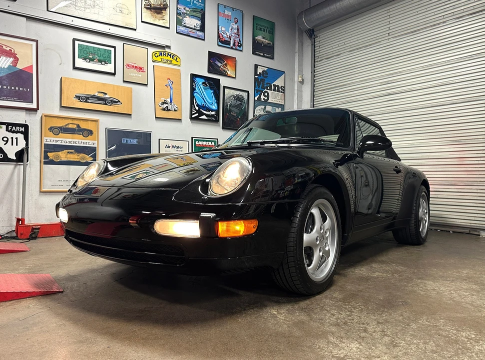 1998 Porsche 993 Carrera - Image 10 of 31