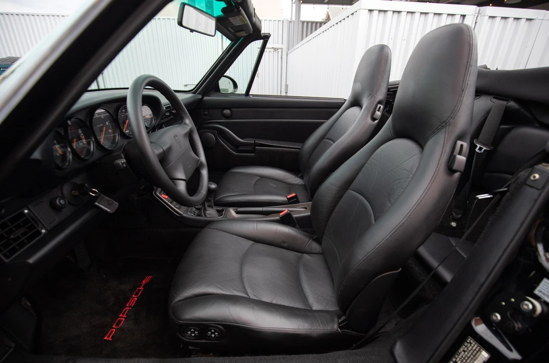 1998 Porsche 993 Carrera - Image 15 of 31