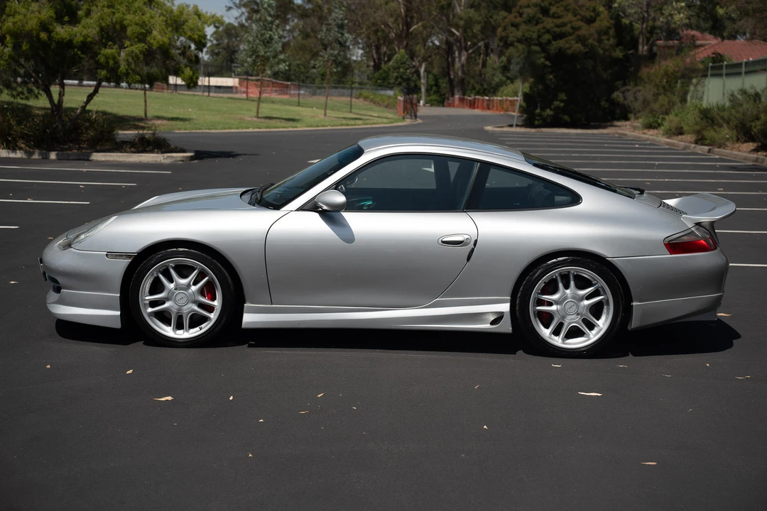 1998 Porsche 996 Carrera 4 - Image 4 of 31