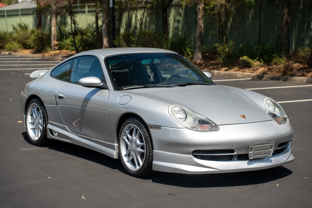 1998 Porsche 996 Carrera 4 - Image 9 of 31
