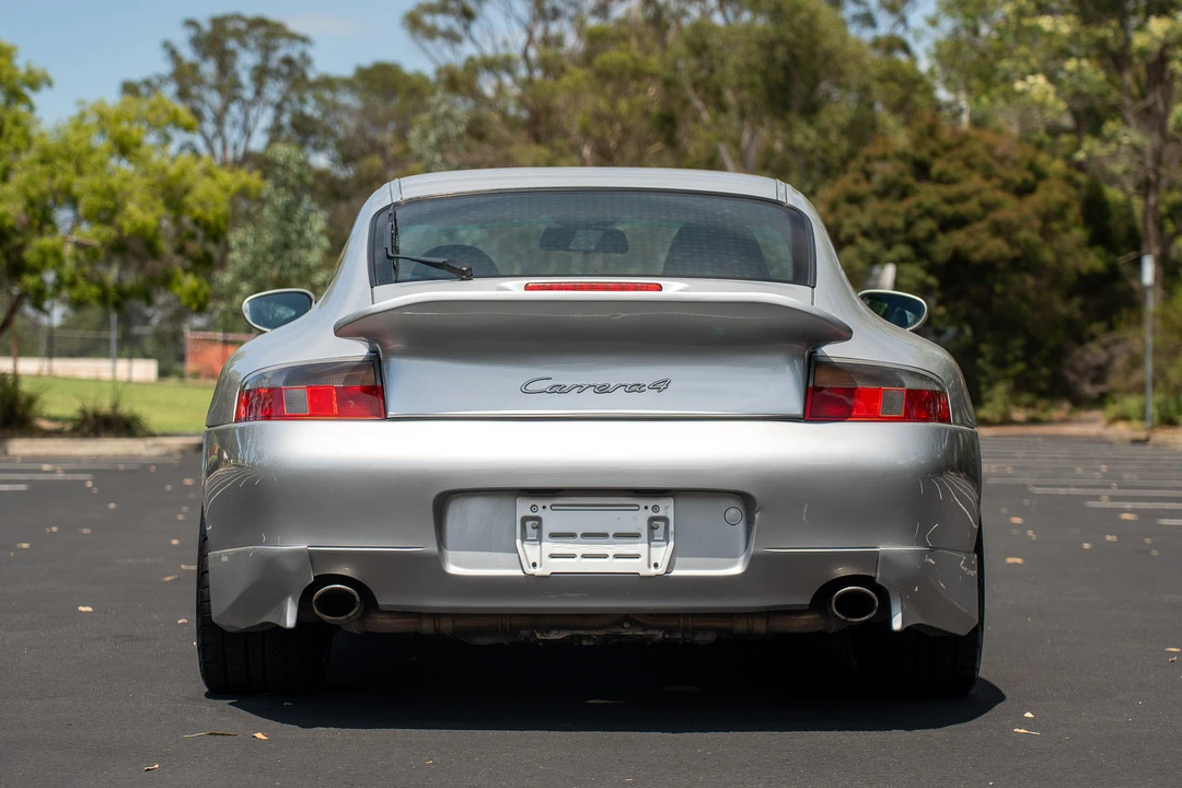 1998 Porsche 996 Carrera 4 - Image 14 of 31
