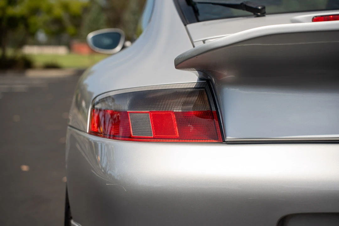 1998 Porsche 996 Carrera 4 - Image 28 of 31