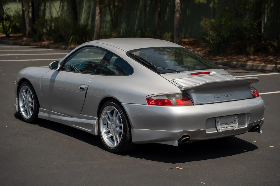 1998 Porsche 996 Carrera 4 - Image 5 of 31