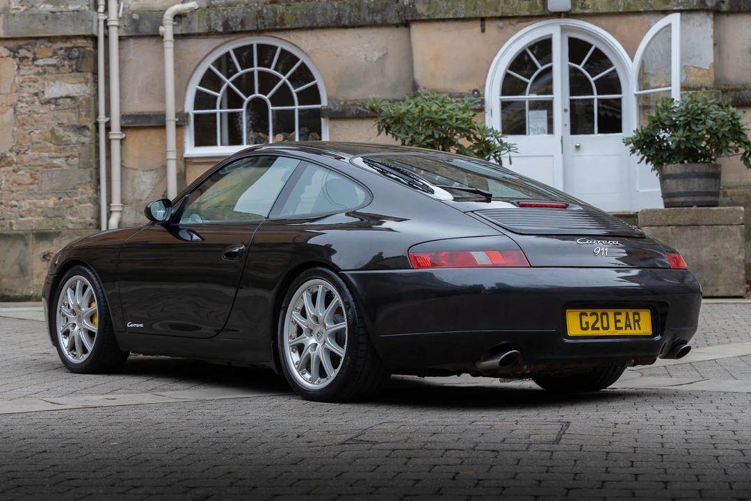 2001 Porsche 996 Carrera - Image 6 of 31