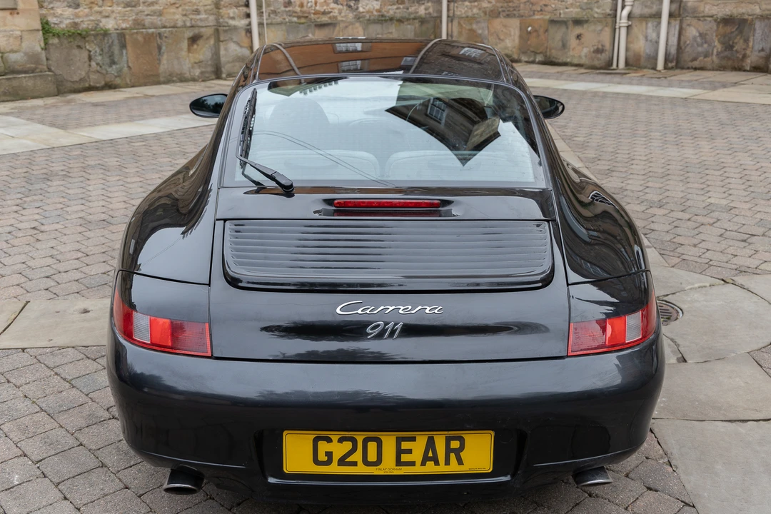 2001 Porsche 996 Carrera - Image 18 of 31