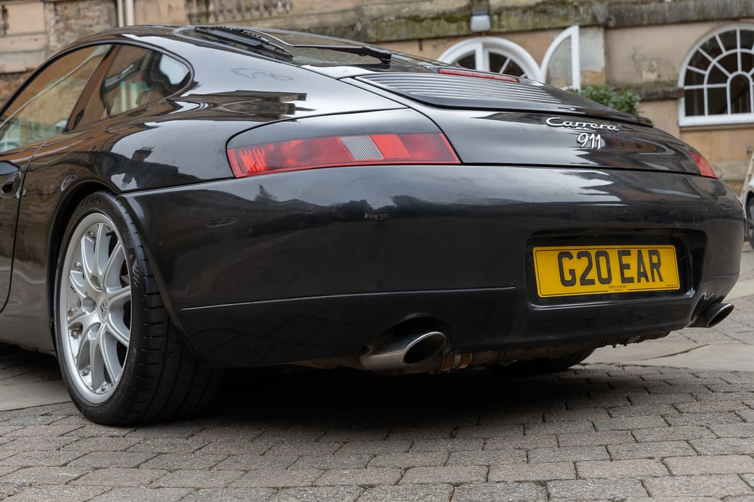 2001 Porsche 996 Carrera - Image 22 of 31