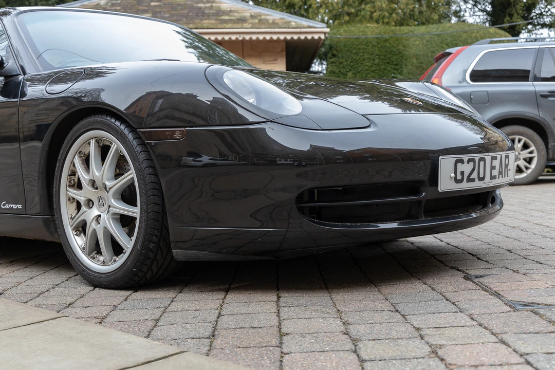 2001 Porsche 996 Carrera - Image 16 of 31
