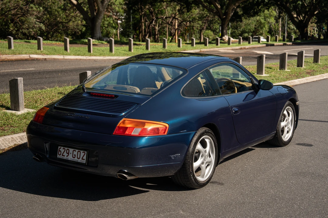 1998 Porsche 996 Carrera - Image 12 of 31