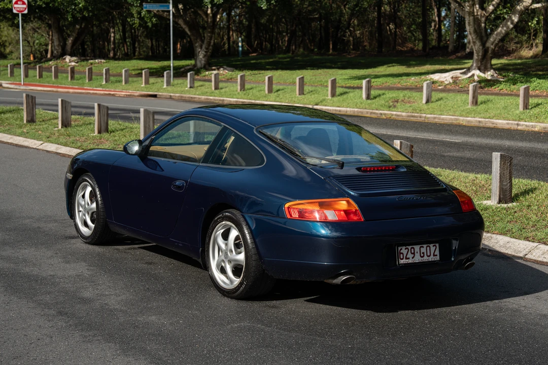 1998 Porsche 996 Carrera - Image 14 of 31
