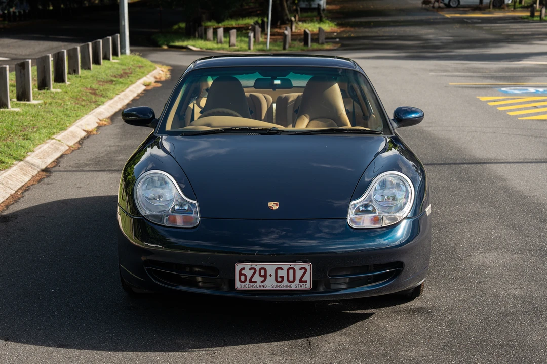 1998 Porsche 996 Carrera - Image 10 of 31